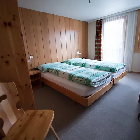 Hold Hotel 2*