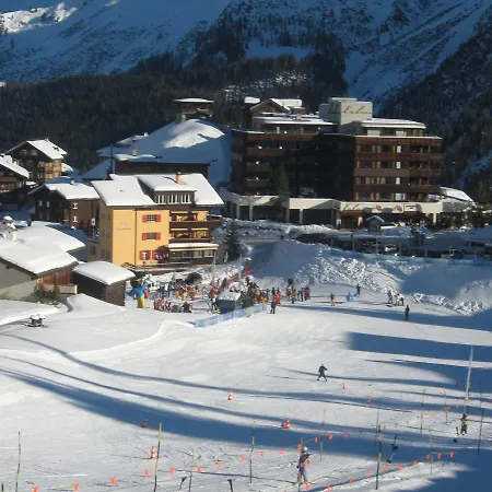 Hold Ag Hotell