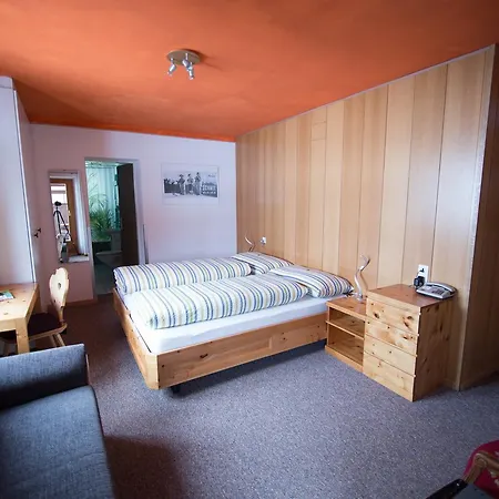 Hold Ag Hotell